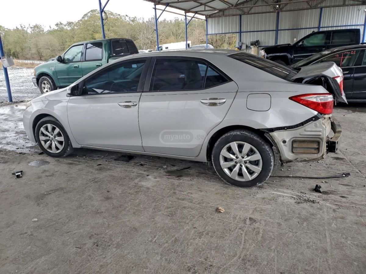 Toyota Corolla 2014 — photo 2