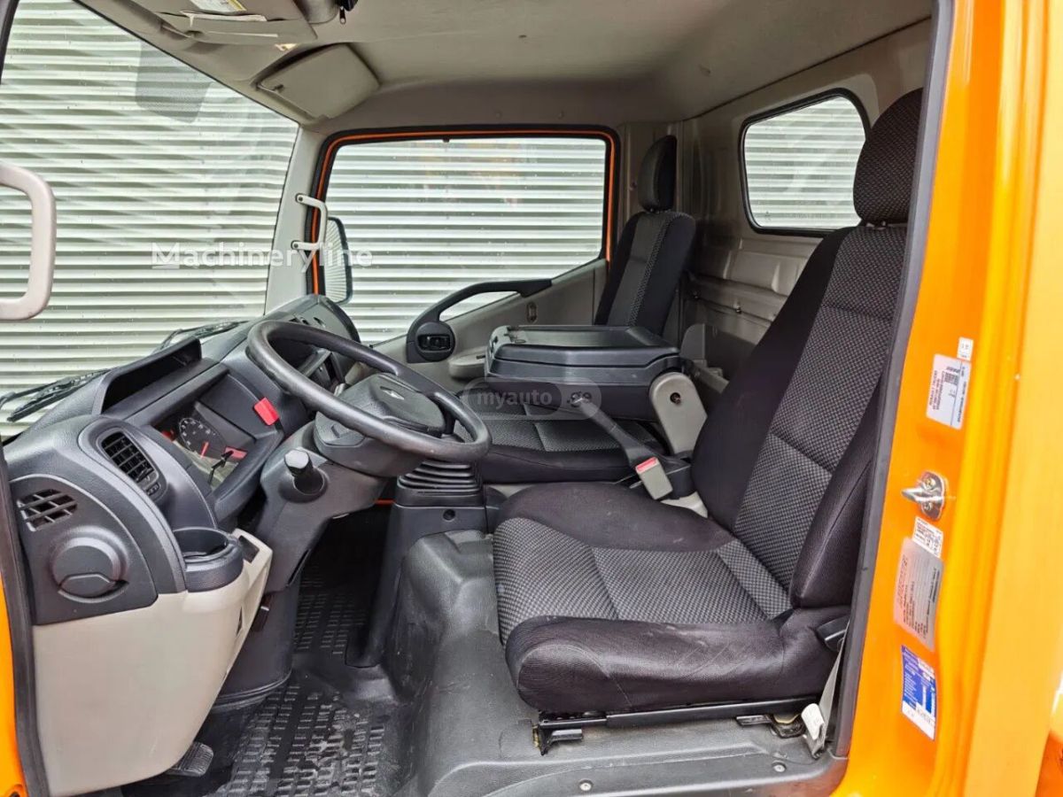 Renault Master 2017 — photo 2