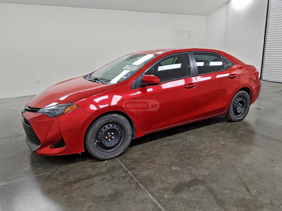 Toyota Corolla 2018 — photo 2