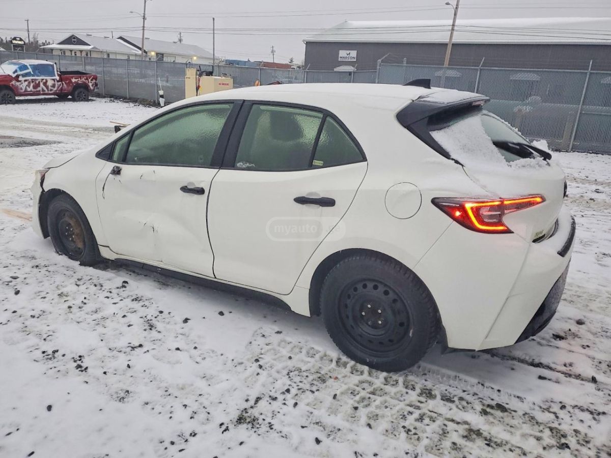 Toyota Corolla 2022 — photo 2