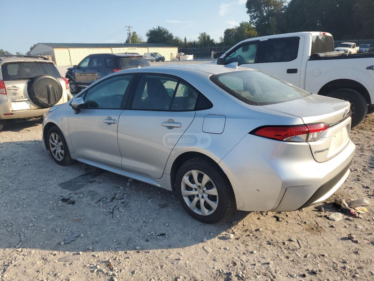 Toyota Corolla 2020 — photo 2