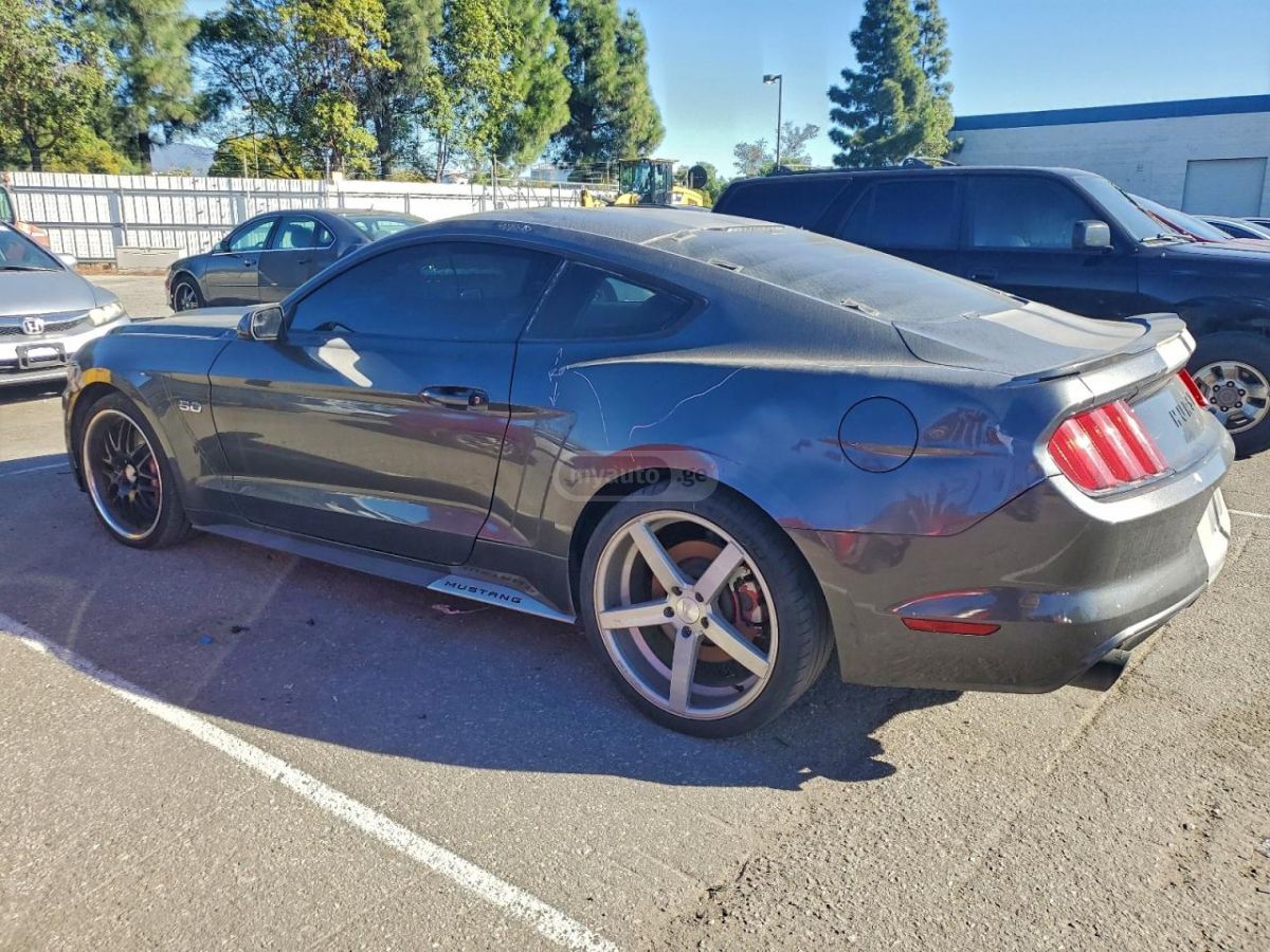 Ford Mustang 2017 — photo 2