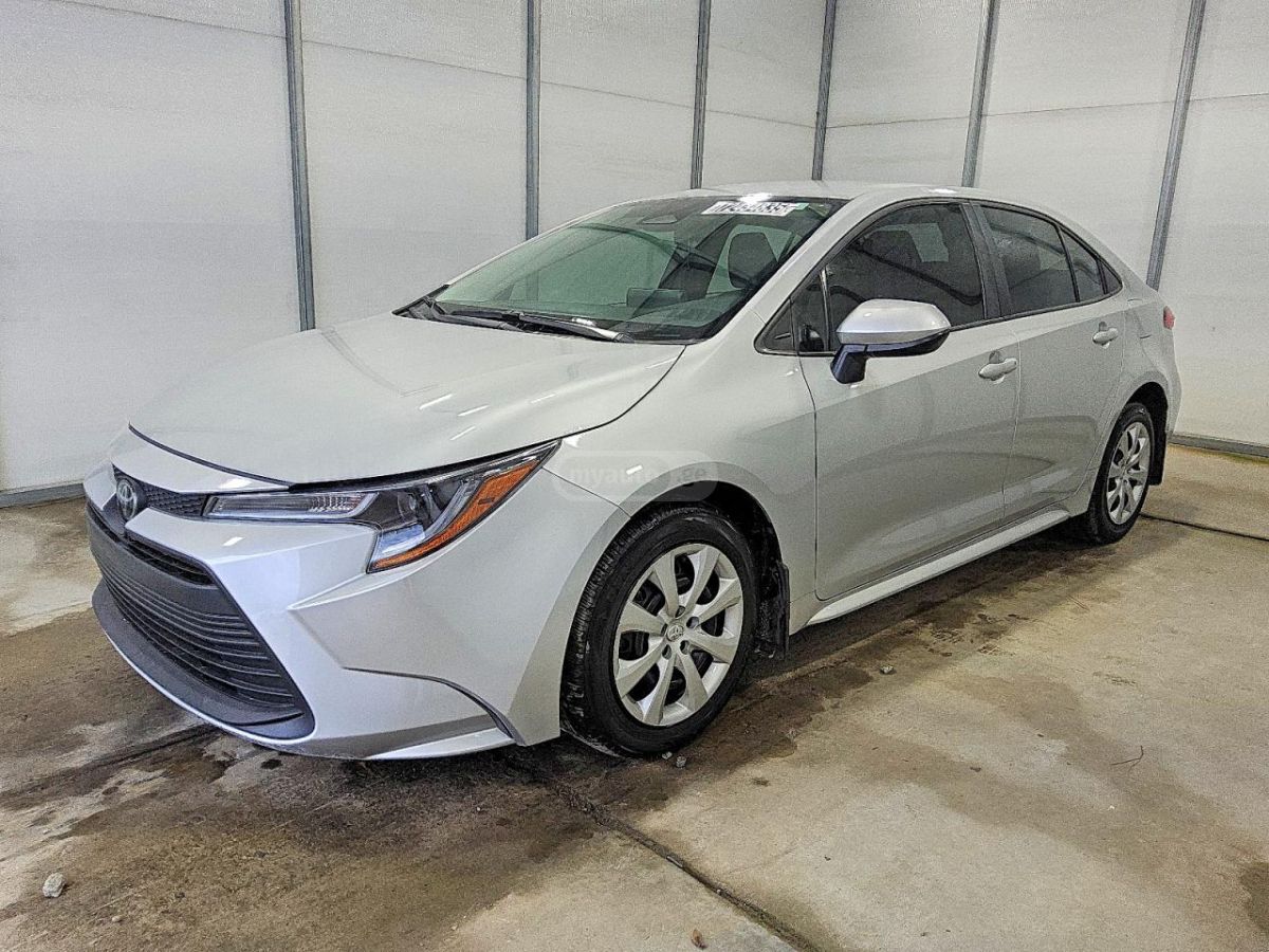 Toyota Corolla 2025 — photo 2