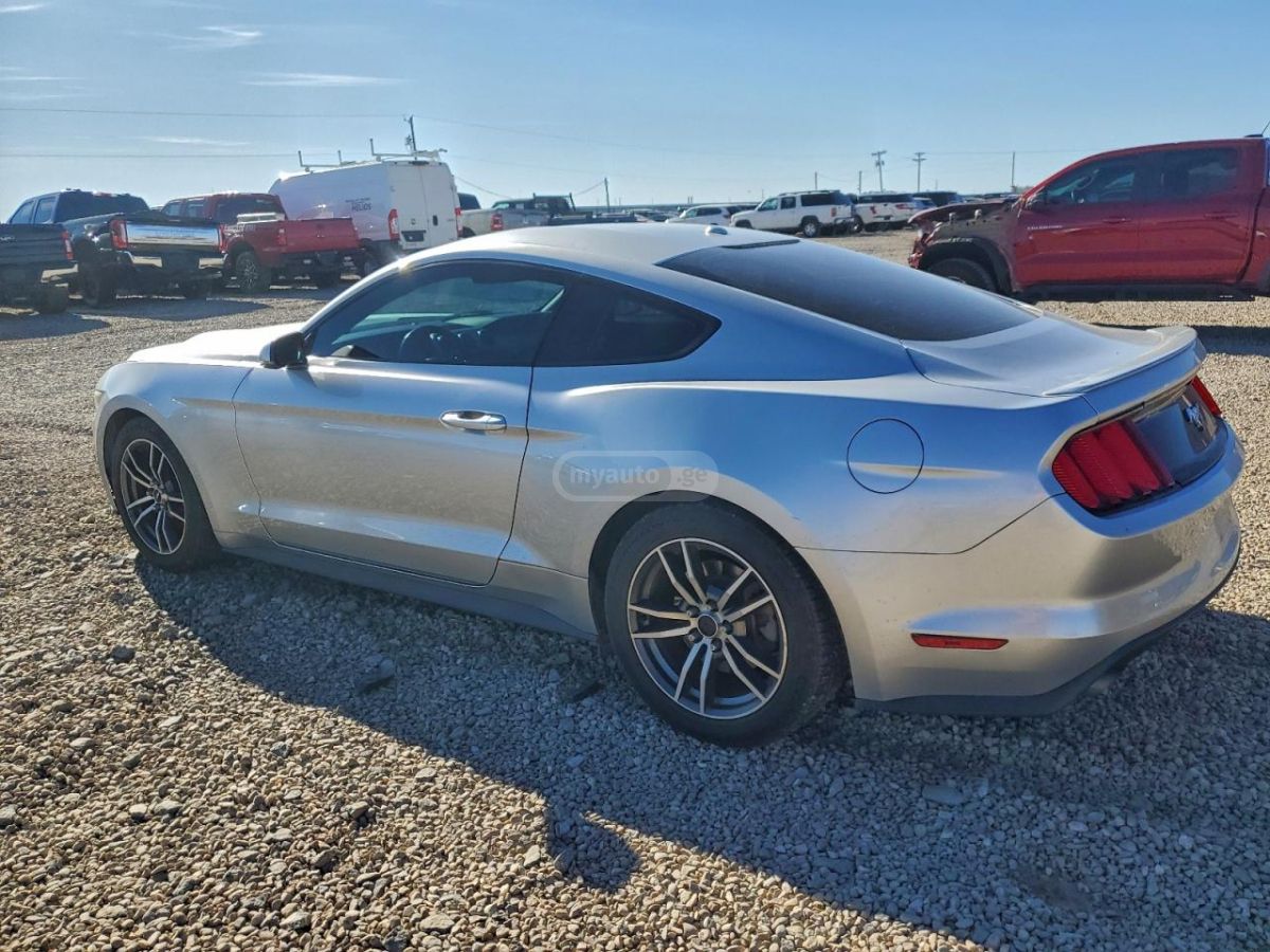 Ford Mustang 2016 — photo 2