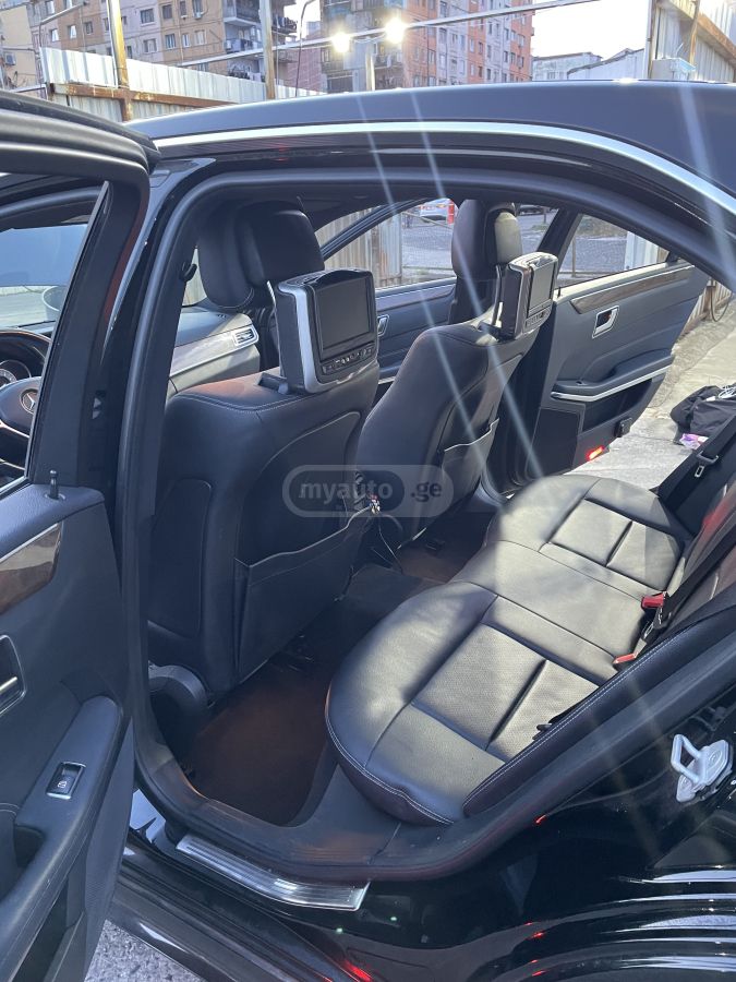 Mercedes-Benz E 350 2014 — photo 2