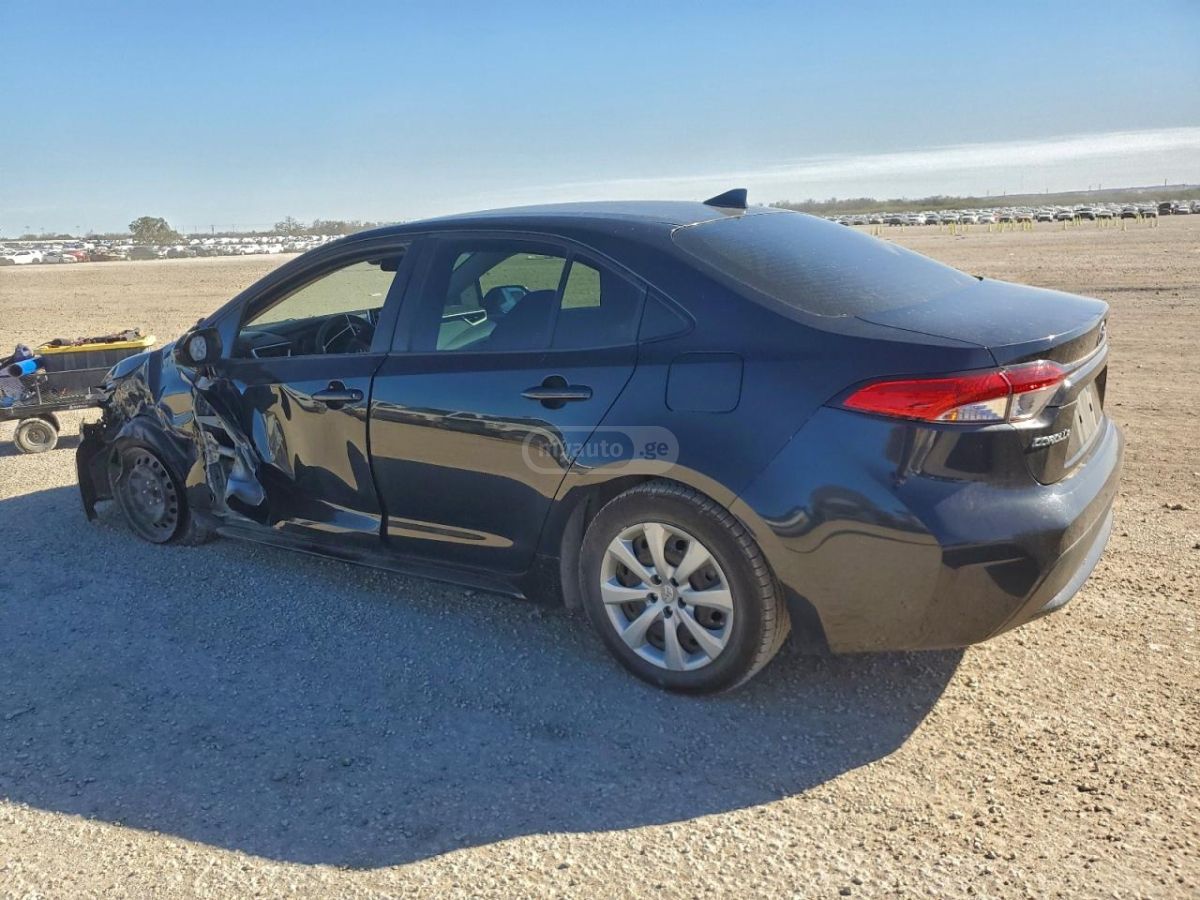 Toyota Corolla 2020 — photo 2