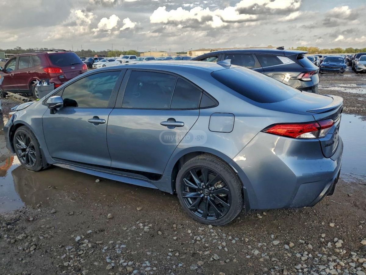 Toyota Corolla 2025 — photo 2