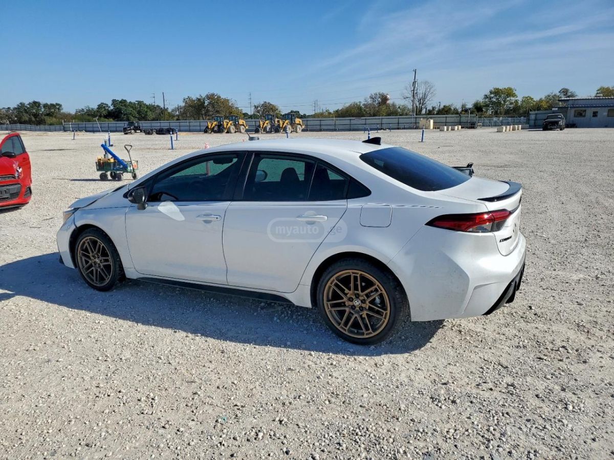 Toyota Corolla 2024 — photo 2