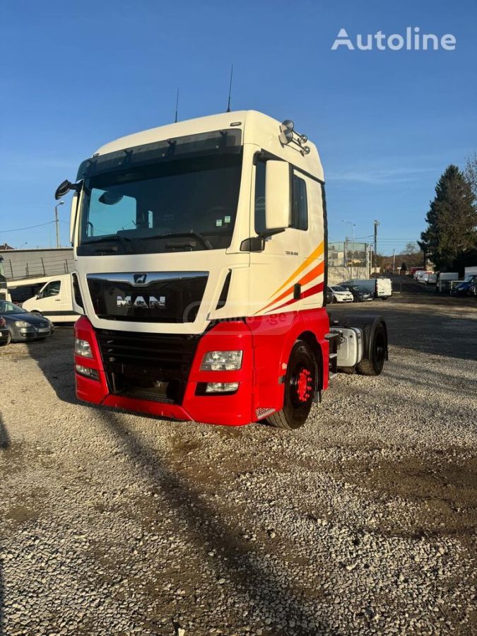 Isuzu TGX