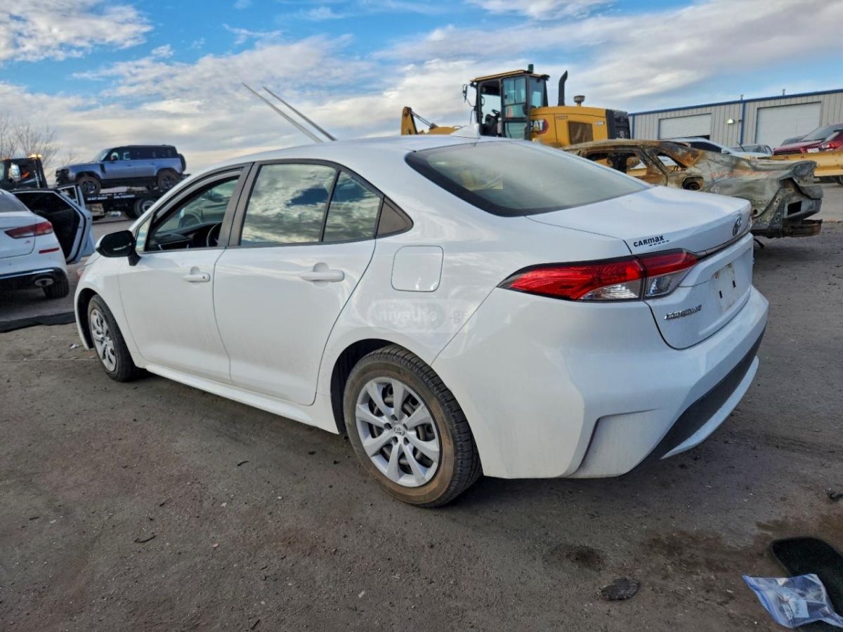 Toyota Corolla 2020 — photo 2