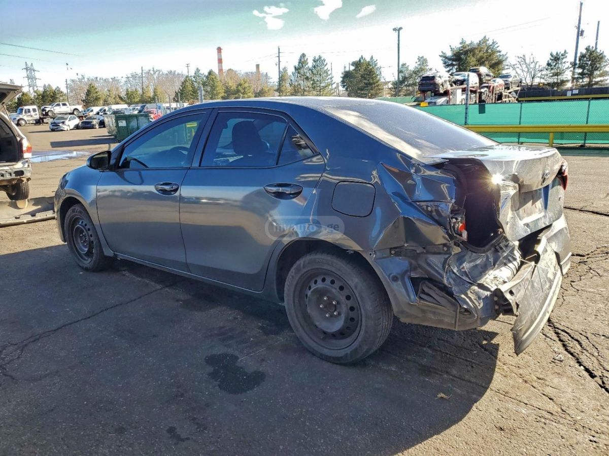 Toyota Corolla 2014 — photo 2