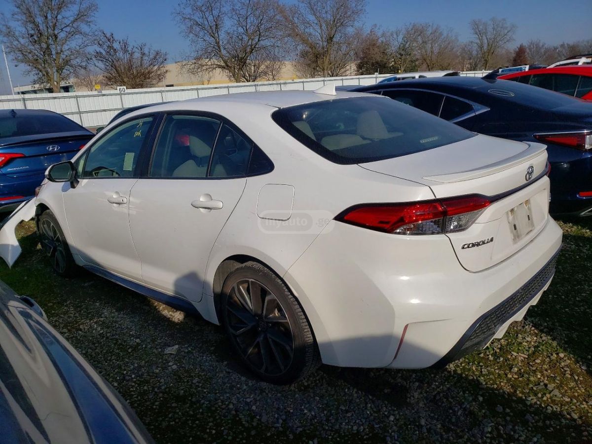 Toyota Corolla 2020 — photo 2