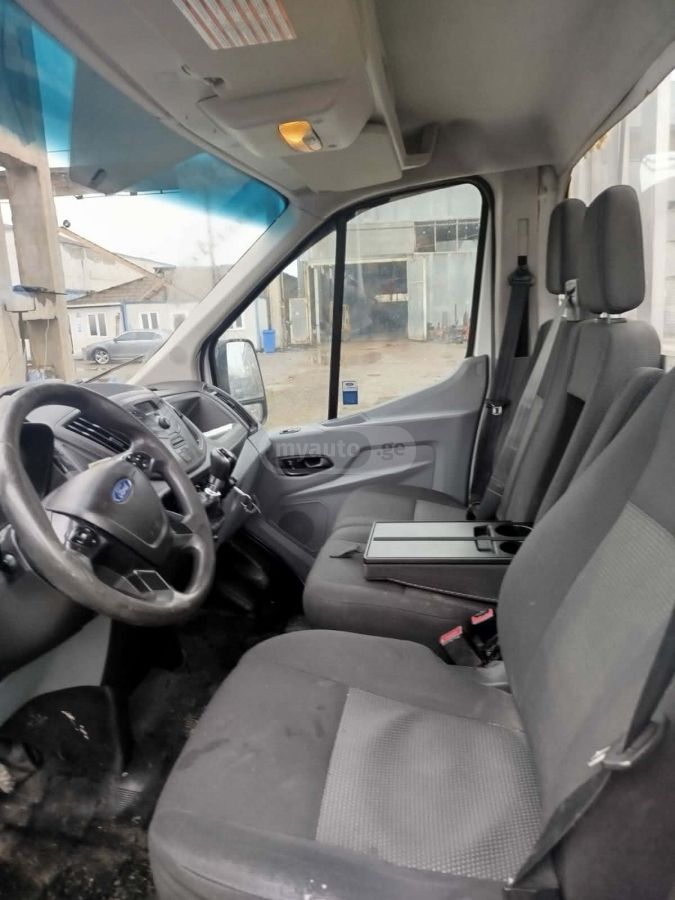 Ford Transit 2014 — photo 2