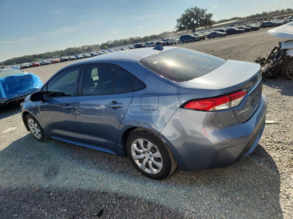 Toyota Corolla 2022 — photo 2