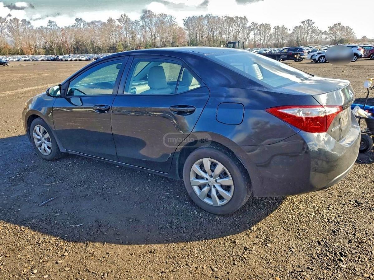 Toyota Corolla 2014 — photo 2