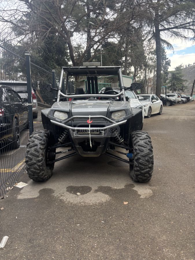 Polaris RZR 800