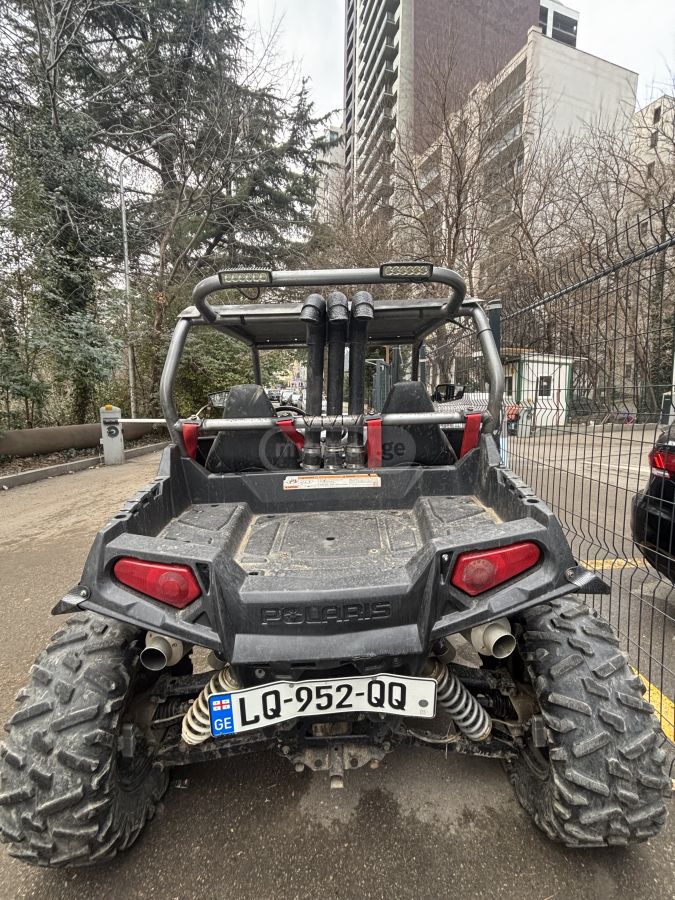 Polaris RZR 800 2010 — photo 2