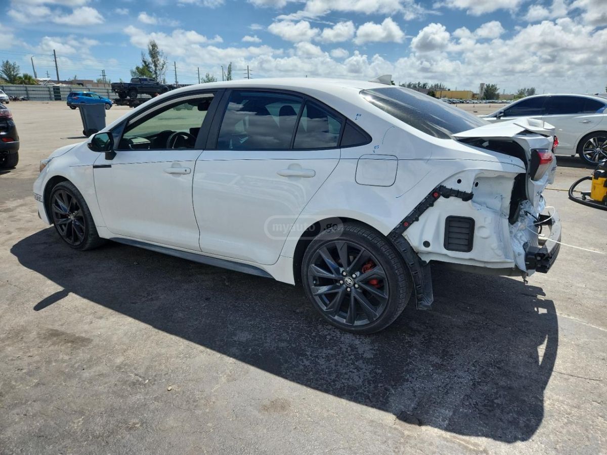 Toyota Corolla 2024 — photo 2