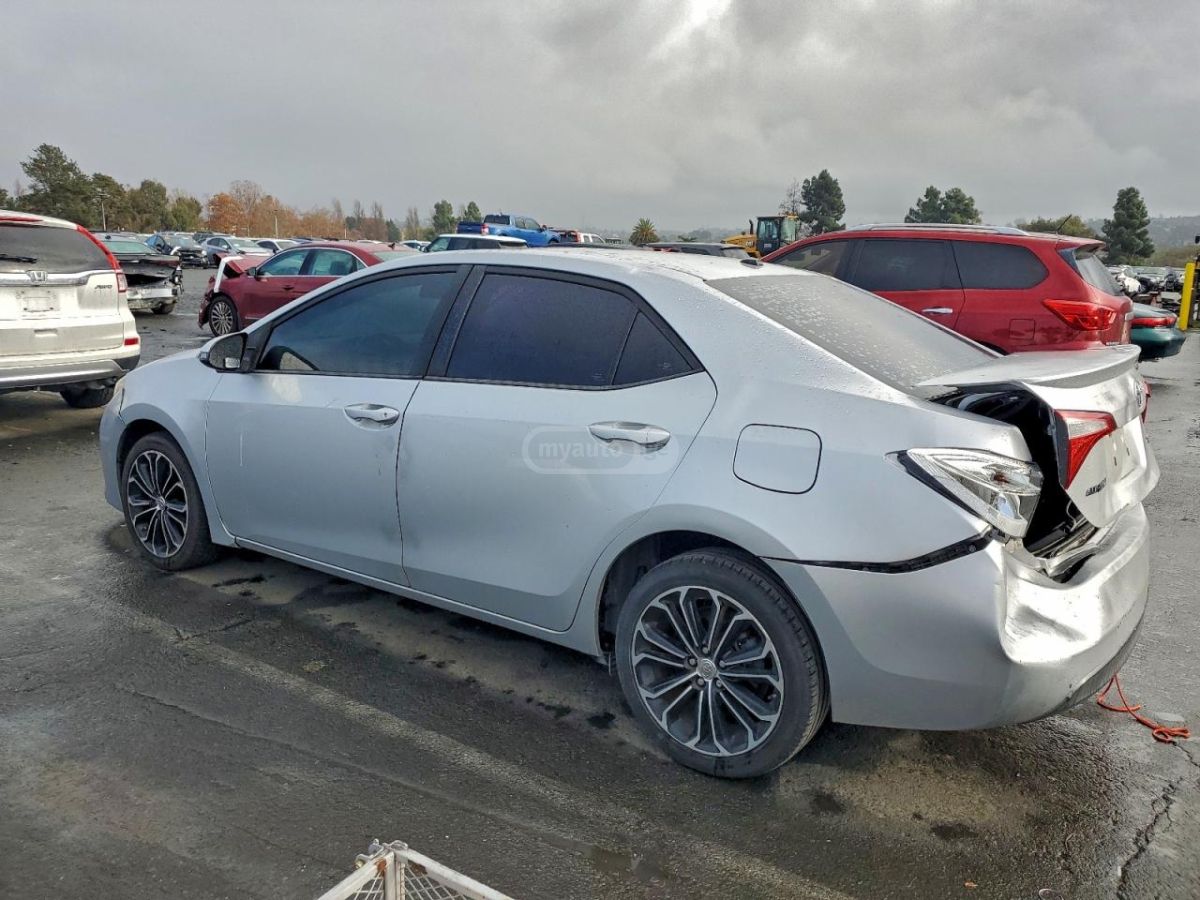 Toyota Corolla 2014 — photo 2
