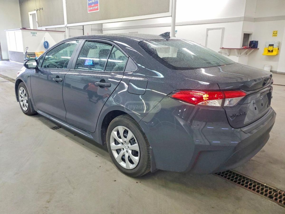 Toyota Corolla 2024 — photo 2