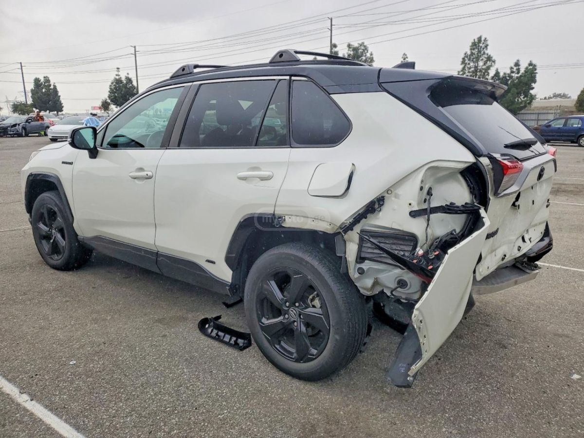 Toyota RAV4 2020 — photo 2
