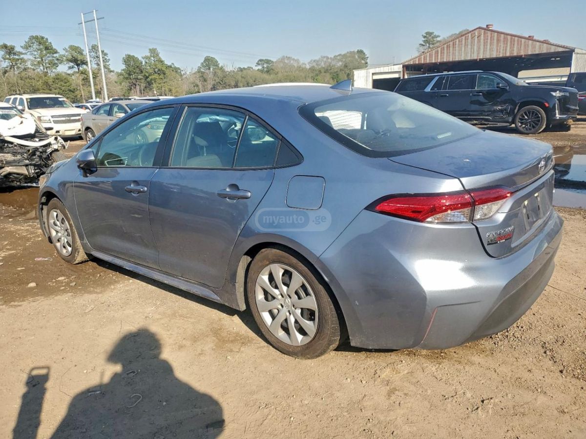 Toyota Corolla 2025 — photo 2