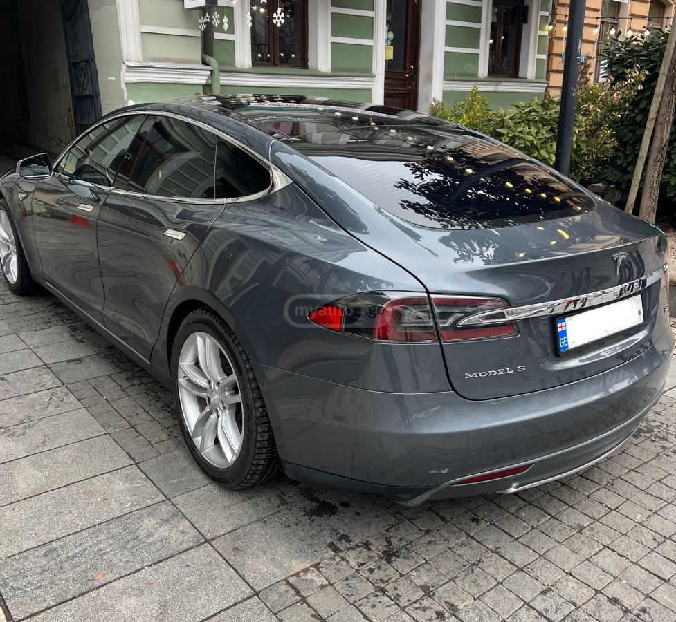 Tesla Model S 2014 — photo 2