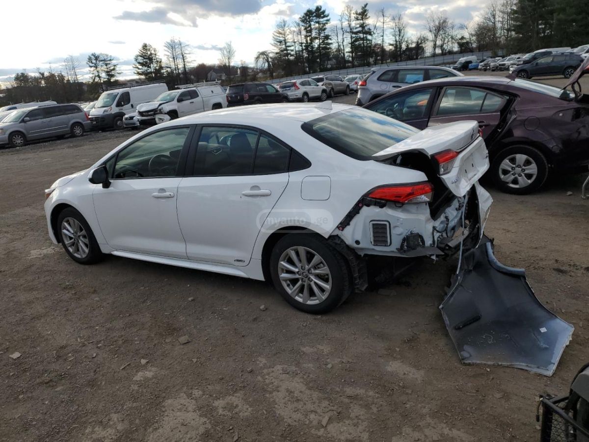 Toyota Corolla 2025 — photo 2