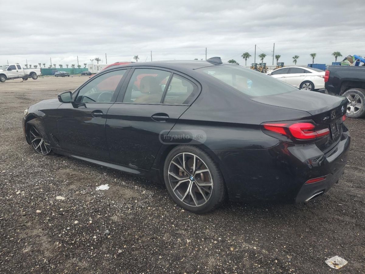 BMW 530 2021 — photo 2