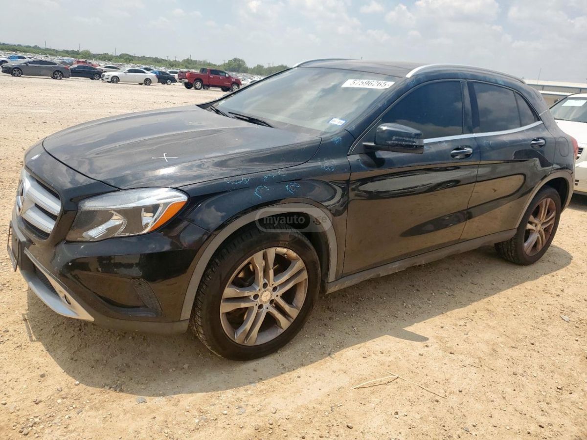 Mercedes-Benz GLA 250