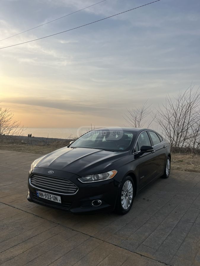 Ford Fusion 2015 — photo 2