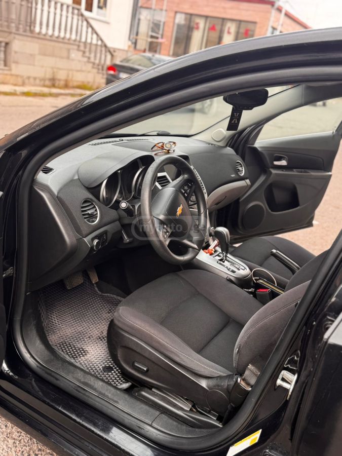 Chevrolet Cruze 2015 — photo 2