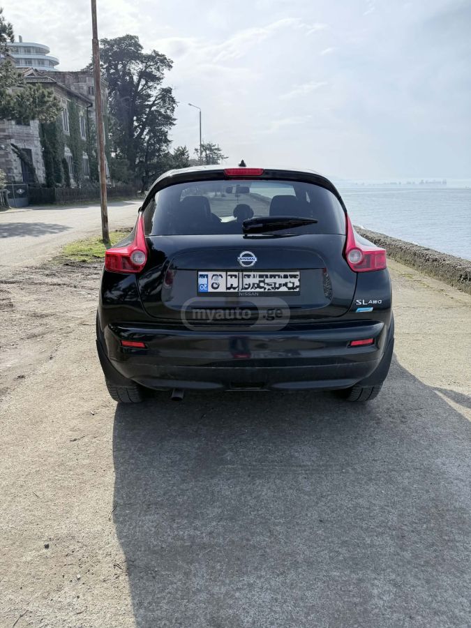 Nissan Juke 2013 — photo 2