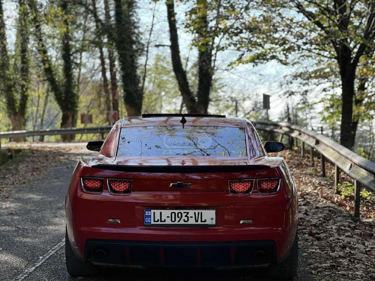 Chevrolet Camaro 2010 — photo 2