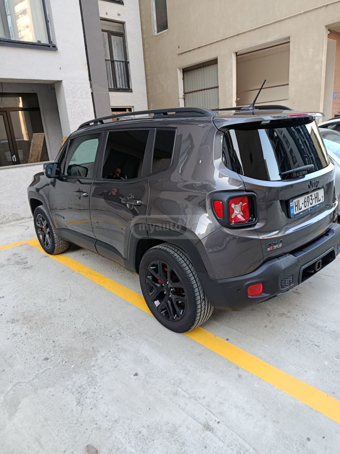 Jeep Renegade 2017 — photo 2