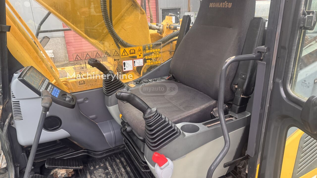Hino D155AX 2013 — photo 2