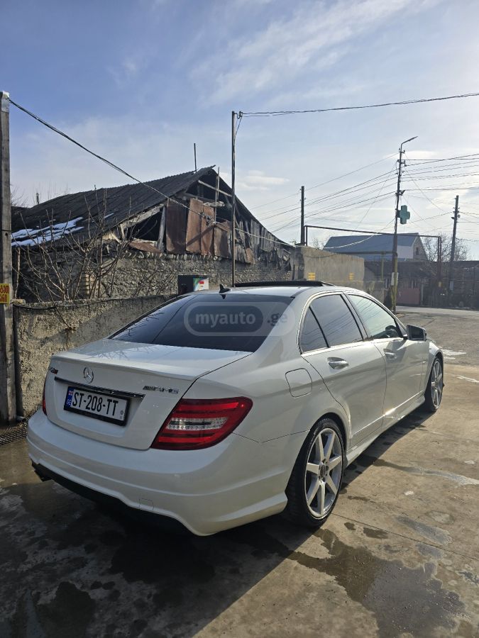 Mercedes-Benz C 250