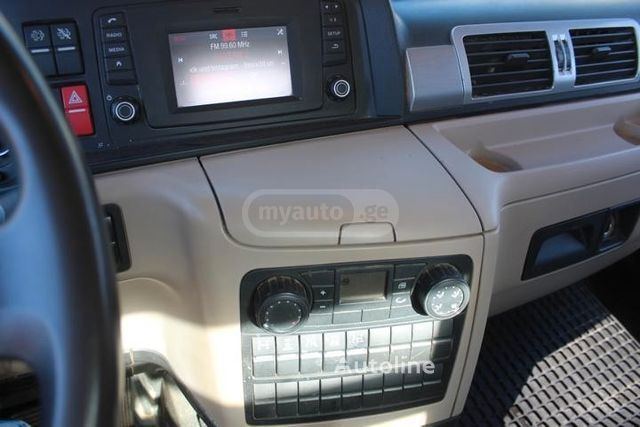 Isuzu TGL 2017 — photo 2