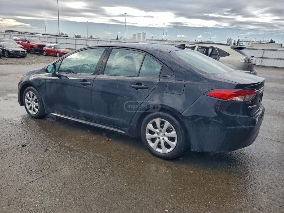 Toyota Corolla 2024 — photo 2