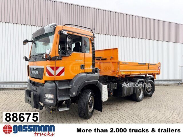 Isuzu TGS