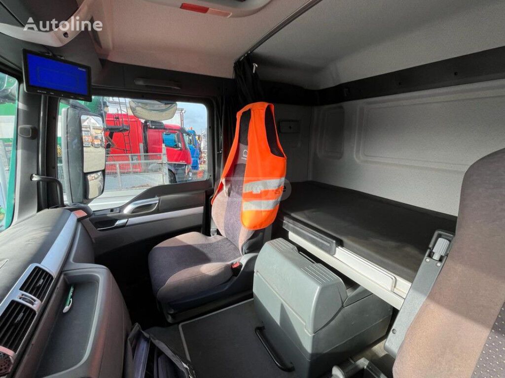 Isuzu TGS 2014 — photo 2