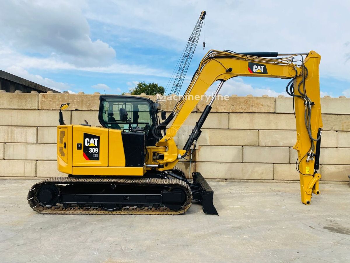 Caterpillar 120 / 120 AWD 2019 — photo 2