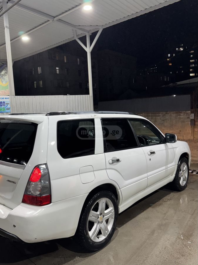 Subaru Forester 2005 — photo 2