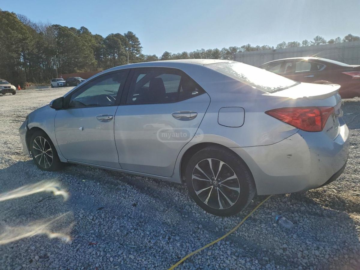 Toyota Corolla 2019 — photo 2