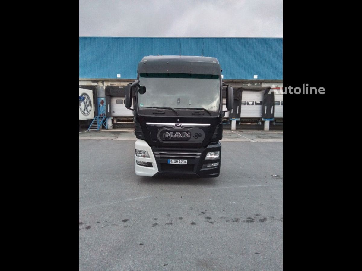 Isuzu TGX 2018 — photo 2