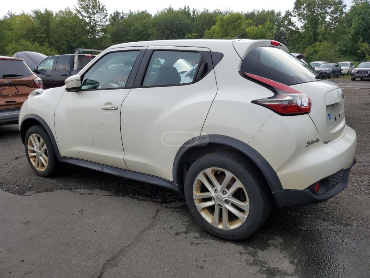 Nissan Juke 2015 — photo 2