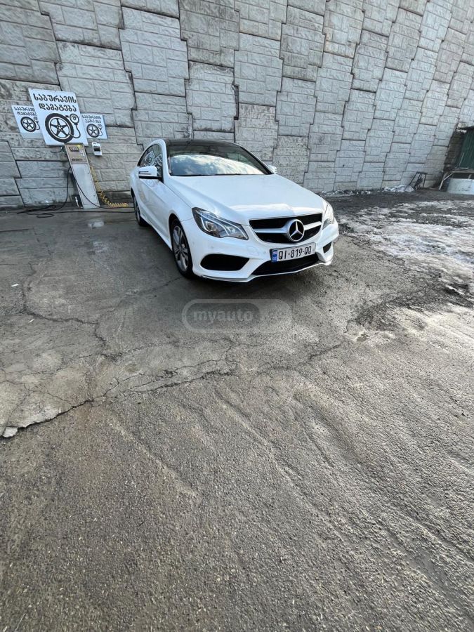 Mercedes-Benz E 200 2014 — photo 2