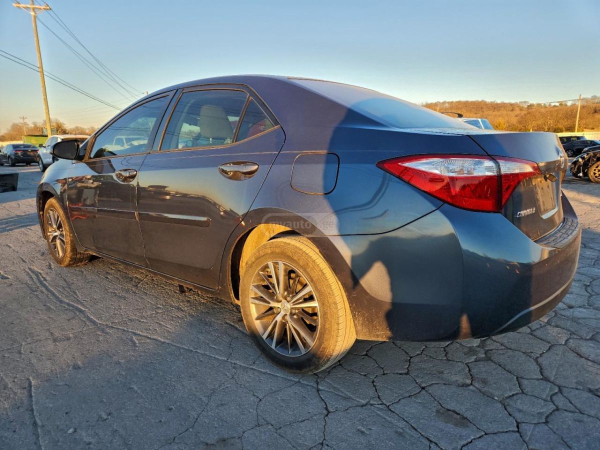 Toyota Corolla 2016 — photo 2