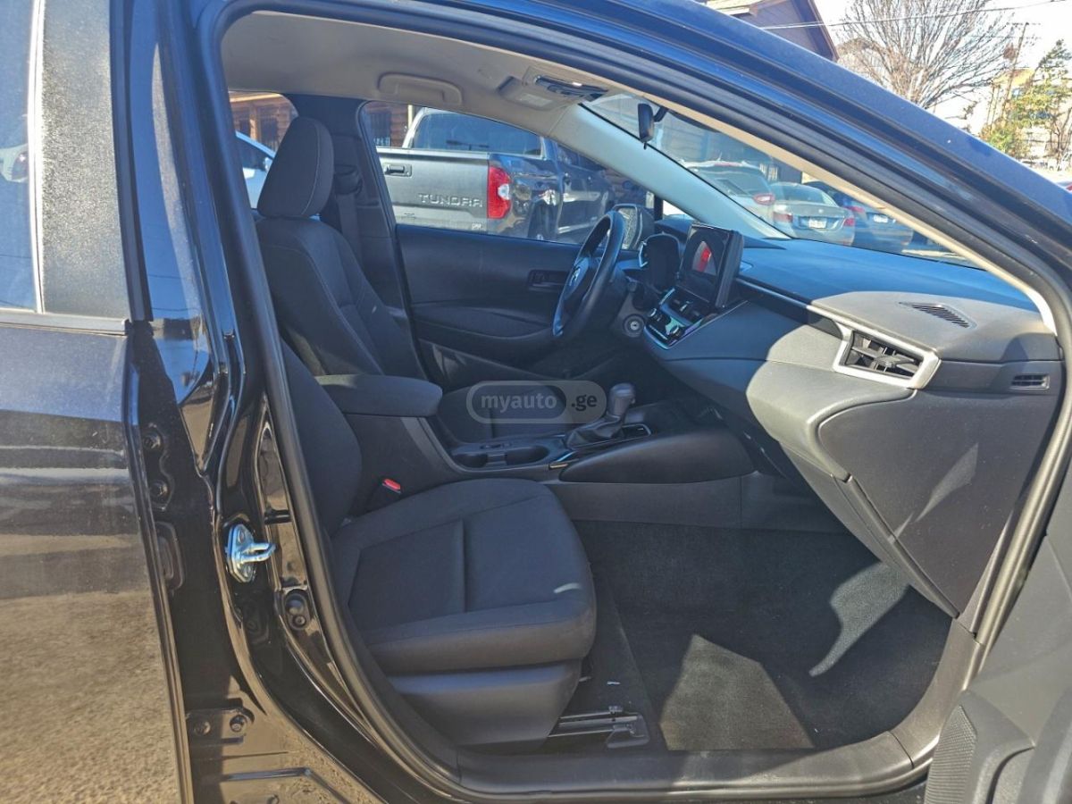 Toyota Corolla 2023 — photo 2
