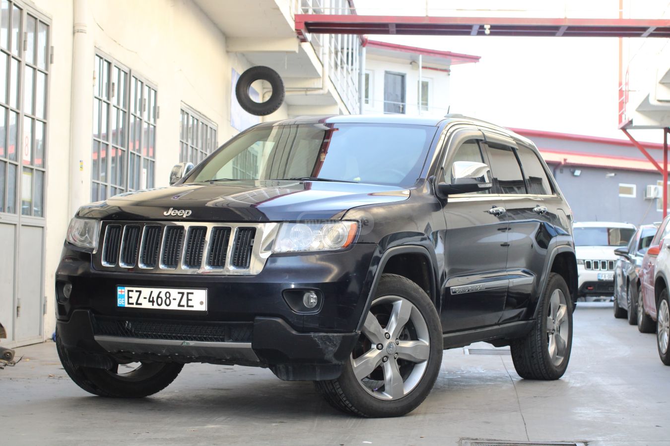 Jeep Grand Cherokee 2010 — photo 2